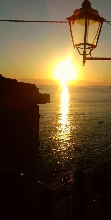 Suite Riomaggiore Exteriör bild